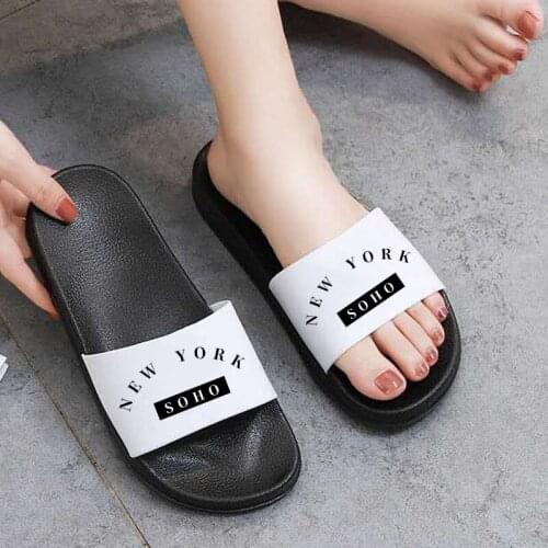 2021 Women Shoes Summer Home Flip Flops New York Letter Women Sandals Bathroom Non-slip Women Slippers Fashion Slides