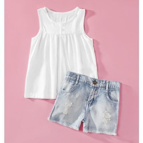 Little Girl’s Vest and Shorts Suit Fashion Solid Color Button Sleeveless Tops and Ripped Denim Short Pants