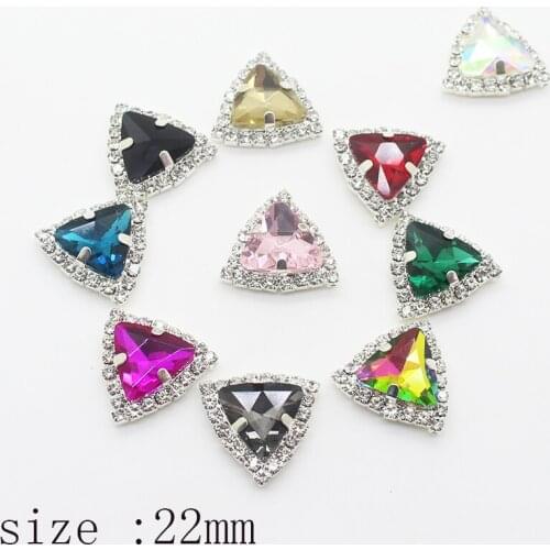 Hot Sale Triangle Glass Button 10Pcs/Lot 22mm Rhinestones Button Beautiful DIY Sewing for Christmas Decoration Dress Accessories