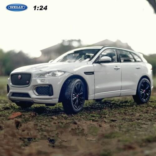 WELLY 1:24 JAGUAR F-Pace SUV white Car sports car simulation alloy car model crafts decoration collection toy tools gift