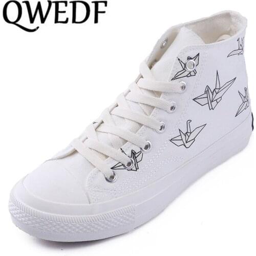 QWEDF 2019 High Quality Classic Women Canvas Shoes new autumn High Top Flats Women Vulcanized Shoes Female Casual Shoes X12-44