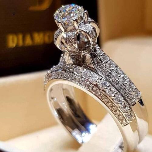 2 pieces/set luxurious transparent zircon rings for Princess Wedding Engagement banquet gift leisure travel Elegant Lady Jewelry