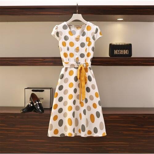 2021 summer new charge show thin waist fat younger sister reduce age covered meat dress fashion temperament wave point