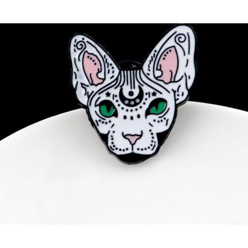 Cute Sphynx Cat Brooch Fashion Enamel Pins Animal Theme Alloy Badge Lapel Pin Jewelry Gifts for Cats Lovers New Arrival
