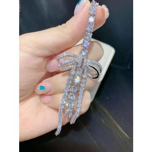 High-grade zircon micro inlay beautiful pendant fashion long sweater chain link clasp