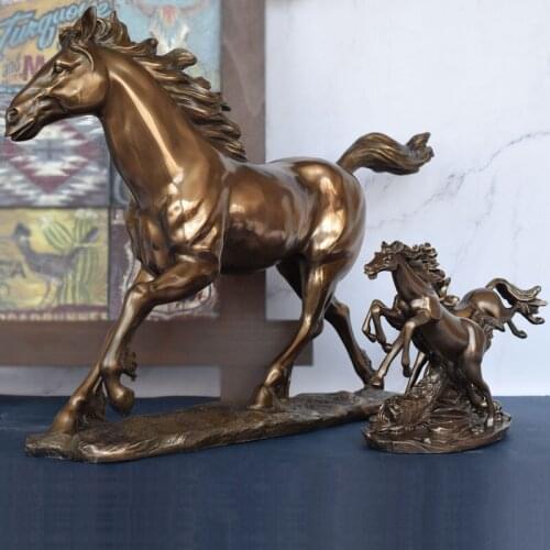 Cold-cast bronze horse to the successful sculpture office to make money, run horse ornaments shop to open decoration crafts