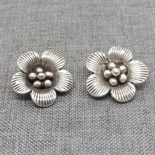 2 Thai Karen Hill Tribe Silver Flower Charms Pendants for Bracelet Necklace