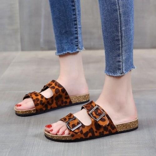 New Women Slippers Summer Fashion Open Toe Slides Comfort Outdoor Slippers Leopard Print Shoes Women Sandals Slippers Big Size