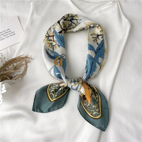 Wholesale Silk 70*70cm Hair Scarf Women Print Neck Tie Hand Bag Bandana Female Headband Kerchief Muffle Summer Beach Shawl Wrap