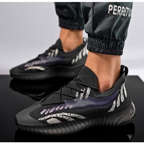 Men Casual Shoes High-quality luminous comfortable breathable mens trendy sneakers Masculino Zapatillas Hombre