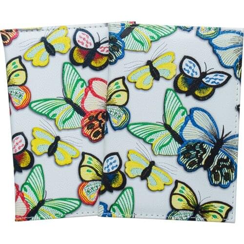 Green flying butterfly PU Leather Passport Cover fashion Colourful Travel Passport Cover Travel Wallet Credit Card Holder