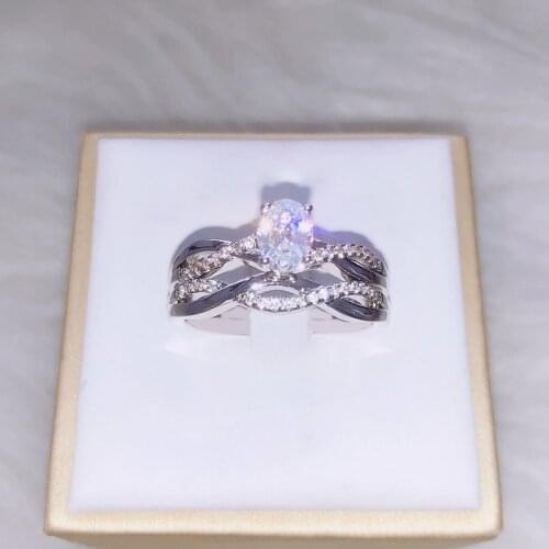 Delicate Oval Crystal Two-piece Ring High-end Atmosphere Womens Wedding Ring