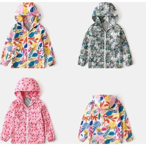 Spring and Autumn New 2021 Girls Cartoon Print Waterproof Windbreaker Cotton Fabric Lightweight Jacket Polka Dot toddler coat