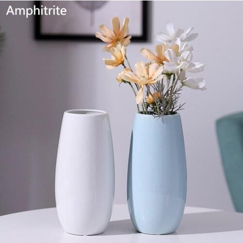 Short White Ceramic Vase Wedding Decoration Modern For Home To Be Vases Of Dried Flowers Year New Decoration Christmas Bottles