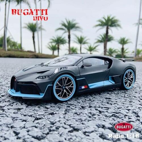 Bburago 1:18 Bugatti Chiron divo simulation Alloy Retro Car Model Classic Car Model Car Decoration Collection gift