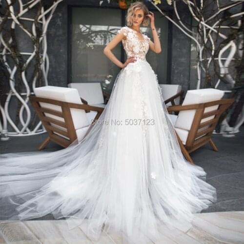 A Line Wedding Dresses Vestido De Noiva Scoop Short Sleeves Open Back Lace Appliques Bridal Wedding Gown Mariage Custom