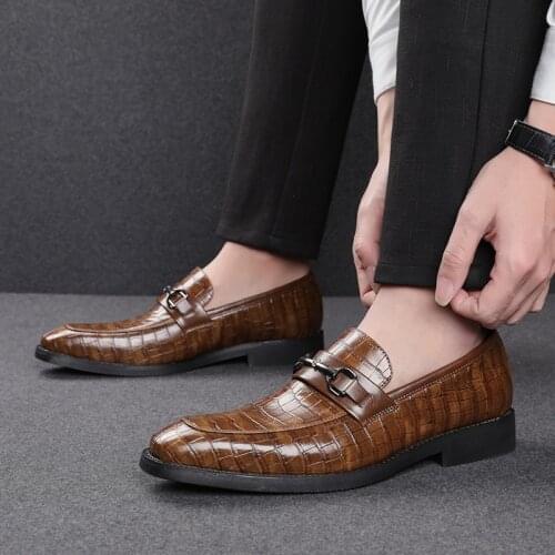 Men Shoes Crocodile Skin Fringe Slip On PU Leather Casual Shoes Vintage Loafers Fashion moccasins Business Men Dress Shoes