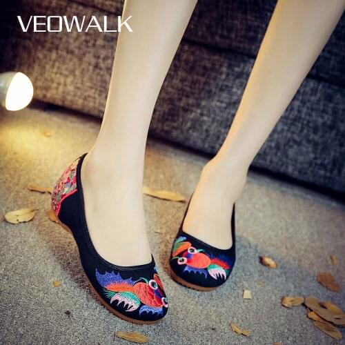 Veowalk Big Size 34-41 Goldfish Summer Women Shoes Old Peking Loafers Flats Woman Slip On Embroidery Casual National Dance Shoes