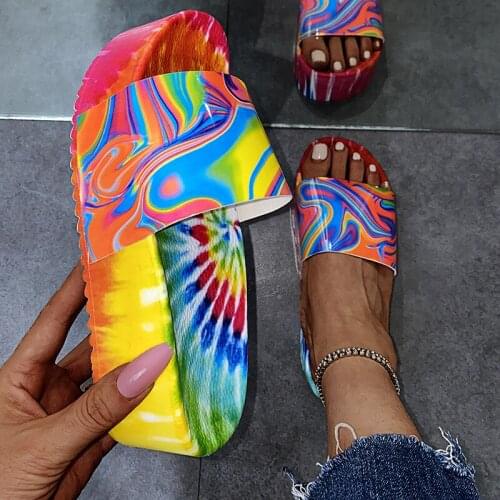 Flat Platform Summer Women Slippers Thick Bottom Rainbow Print Ladies Outdoor Slides Large Size Lightweight Woman Beach Shoes