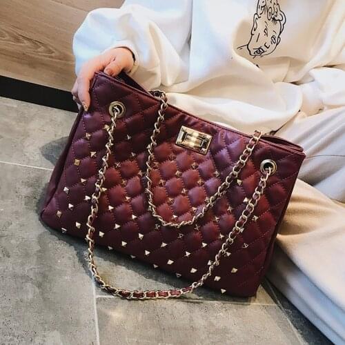 Autumn Fashion Women Rivet Plaid Shoulder Bag Large Chain Handbag Classic Famous Brand Designer Tote Bag Lady Crossbody Bag sac