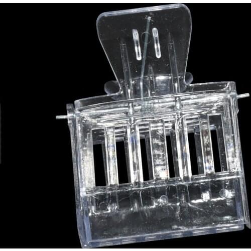 2 pcs Queen Bee Catcher Clip Bee Cage Beehive Honey Beekeeping Queen Cage Beekeeping Tools