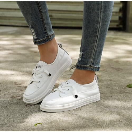 Women Sneakers Casual White Shoes Soft Leather Comfortable Flat Shoes Female Soild Spring and Autumn Platform Slip on Flats