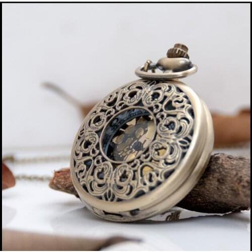 New Fashion quartz Bronze antiques carving pendant Modern clock Necklace pocket watches gift