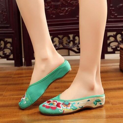 Vintage Handmade Linen Cotton Embroidery Shoes Ladies Casual Elegant Summer Female Slip On Flat Slippers Outide Comfort Slipper