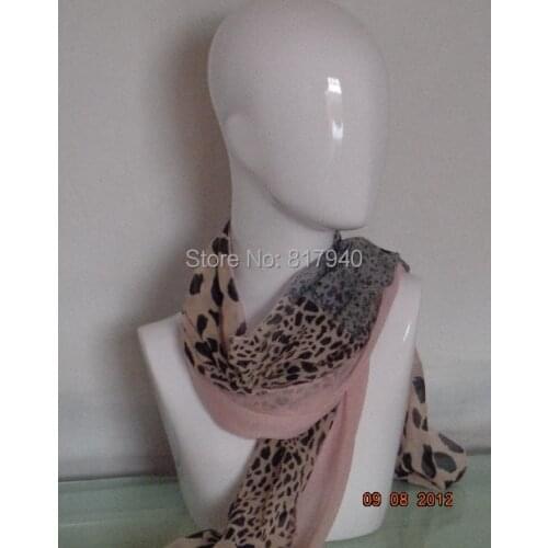 High Quality Plus Size White Fiberglass Female Mannequin Dummy Head Bust ,Manikin Head For Necklaces Scarves Hats Wig Display