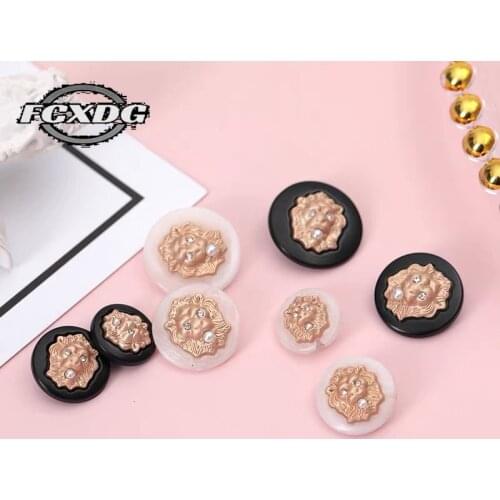 10pcs Decorative Buttons for Clothing Vintage Lion Head Pearl Buttons Embellishments for Clothing Black Sewing Buttons for Coat