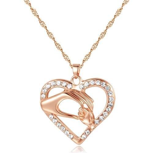 LOYE Mothers Hand Heart-shaped Pendant Necklace Creative Mothers Day Gift Necklaces