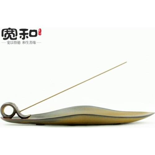 Ceramic incense furnace new creative live lying incense fragrance of sandalwood incense aroma oil burner