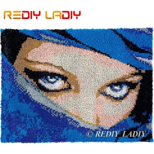 Latch Hook Rug Girl in Blue Plush Tapestry Kits DIY Carpet Rug Chunky Yarn Arts & Crafts Crochet Floor Mat Home Decor 81*61cm