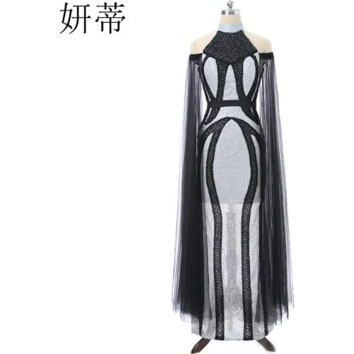 Elegant Black Sequined Beading Lace Long Sleeve Straight Prom Dresses 2018 High Neckline Crystal See Through Evening Dress