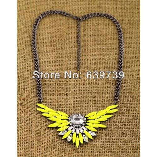 Bulk Price Autumn Day Colourful Wing Acrylic Necklace