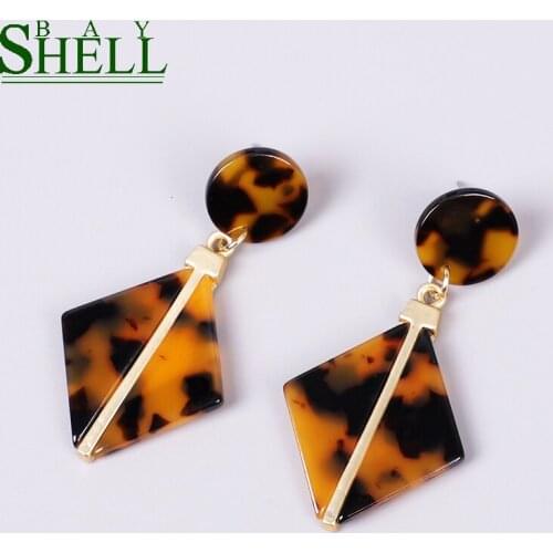 Shell Bay Punk Women Earrings Jewelry Acrylic Minimalist Fashion Earrings Cute Small Earings Simple Earring Girls Wholesale 2020