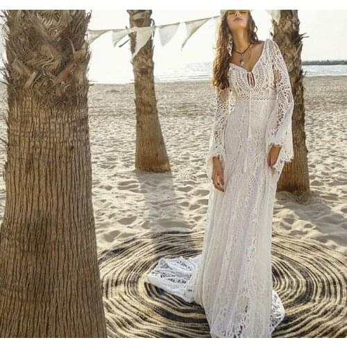 Muslim Wedding Dresses Sheath V-neck Long Sleeves Lace Backless Dubai Arabic Wedding Gown Bridal Dress Vestido De Noiva