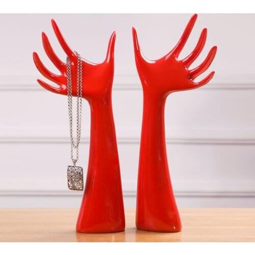 The living room decor hand rack modern jewelry jewelry box gift box frame Necklace woman wall dies