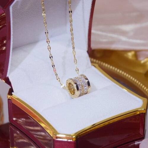 2021 New Fashion Brand Jewelry Elegant Crystal Geometric Pendant&necklaces for Women Delicate Zirconia Charm Choker Necklaces