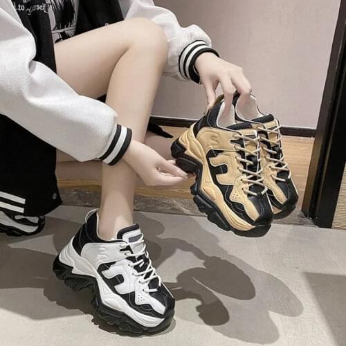 Autumn 2021 New High-quality Womens Shoes Fashion Breathable Versatile Thick-soled Sneakers Chunky Leisure Walking
