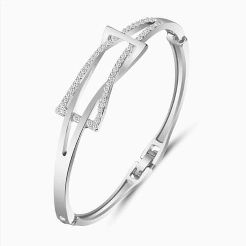 Charm Crystal Bracelets For Women Rose Gold Silver Color Fashion Twisted Wave Bangle Wedding Jewelry cll00228 SSB