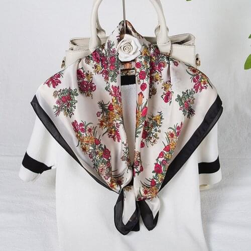 Daffodil Floral Printed Square Hair Scarf Bandana For Ladies Satin Neck Scarf Shawls Bag Twill Scarf Summer Decorative scarf