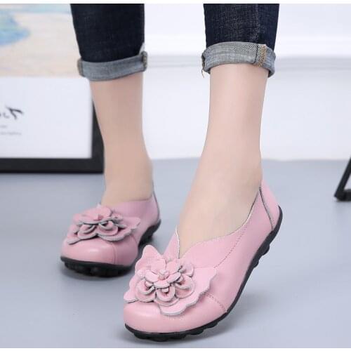 Summer Soft Genuine Leather Flat Slip On Loafers Women Ladies Shoes with Flowers for Nurse Mother Working Walking Driving