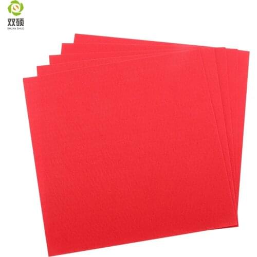 2016 New Arrivals Pure Color 100% Polyester Nonwoven Felt Fabric DIY Felt Fabric Pack For Flower Bag Doll 1.0MM Thick 15x15CM
