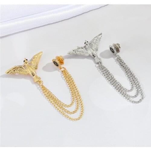 1PC New Punk Vintage Rhinstone Eagle Brooches For Women Men Gothic Bronze Wing Animal Multilayer Tassel Badge Pin Jewelry P124