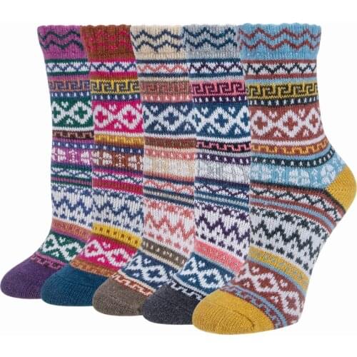 RMSWEETYIL Cute Wool Socks For Women Cozy Winter Warm Comfy Soft Thick Thermal Vintage Knit Ladies Christmas Casual Crew Sock