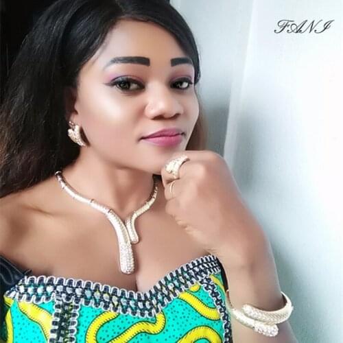 Fani Dubai Gold Bridal Jewelry Set Nigerian wedding accessories designer jewelry set Wholesale statement Bridal jewelry set