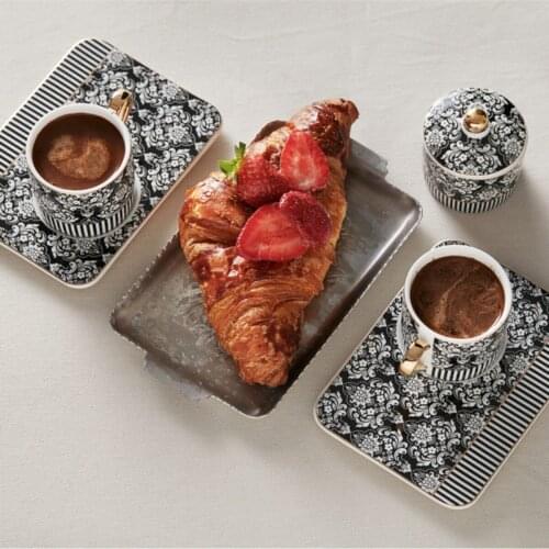 Queen Black 2 Personality Lokumluklu Coffee cup Pad