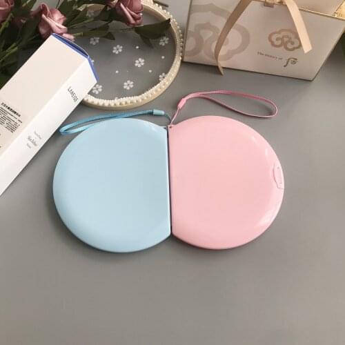 Semicircular mask storage box disposable mask N95 mask storage box dustproof plastic built-in mirror multifunctional storage box