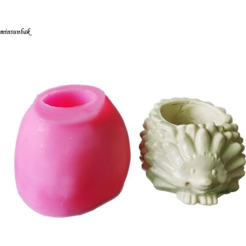 Minsunbak Super Cute Hedgehog Candle Mold 3D Animal Hedgehog Scented Candle Holder Silicone Mold